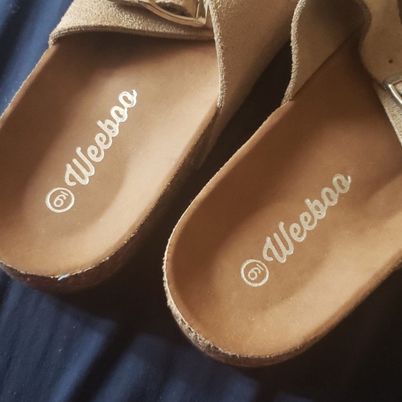 Sandals - Picture 4 of 4